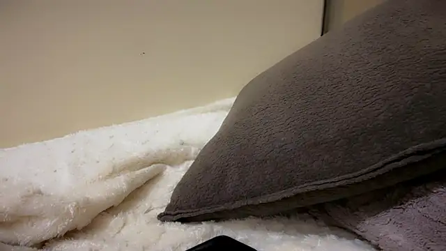 BlairWillow online show from July 3, 1:39 pm