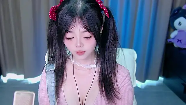 Snapshot of xiaobao-baby chatting on June 15, 7:21 am xiaobao-baby online show from June 15, 7:21 am