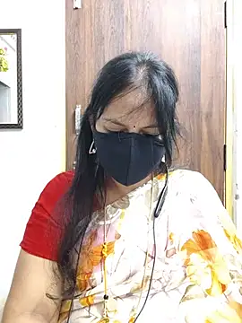 Snapshot of Tamil_white_beauty chatting on June 17, 5:25 pm Tamil white beauty online show from June 17, 5:25 pm