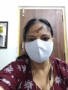 Snapshot of Tamil_white_beauty chatting on June 19, 7:23 am Tamil white beauty online show from June 19, 7:23 am