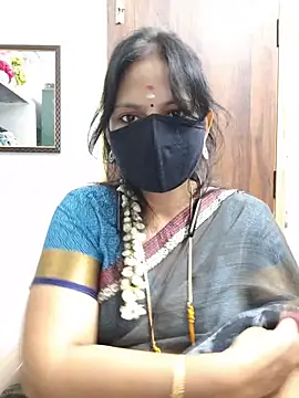 Snapshot of Tamil_white_beauty chatting on June 29, 1:55 pm Tamil white beauty online show from June 29, 1:55 pm