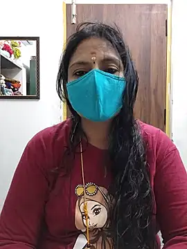 Snapshot of Tamil_white_beauty chatting on July 5, 7:04 am Tamil white beauty online show from July 5, 7:04 am