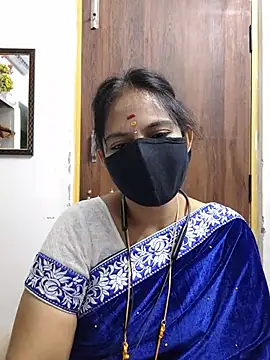 Snapshot of Tamil_white_beauty chatting on July 12, 5:59 pm Tamil white beauty online show from July 12, 5:59 pm
