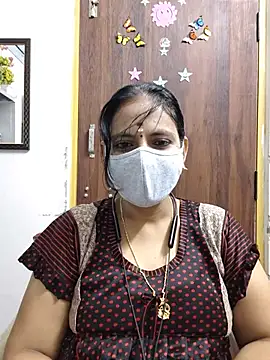 Snapshot of Tamil_white_beauty chatting on July 21, 9:55 am Tamil white beauty online show from July 21, 9:55 am