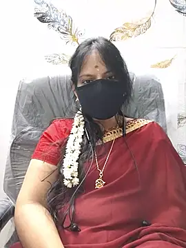 Snapshot of Tamil_white_beauty chatting on July 28, 6:20 pm Tamil white beauty online show from July 28, 6:20 pm