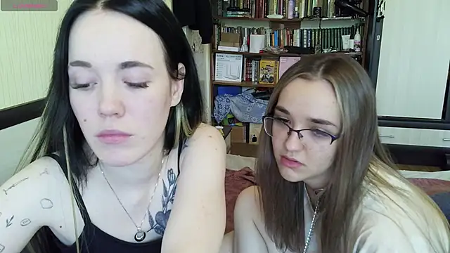Snapshot of Mia_Ellis chatting on July 2, 10:21 am Mia Ellis online show from July 2, 10:21 am