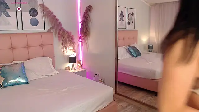 Snapshot of Marilyn_Rosex chatting on July 22, 3:31 am Marilyn Rosex online show from July 22, 3:31 am
