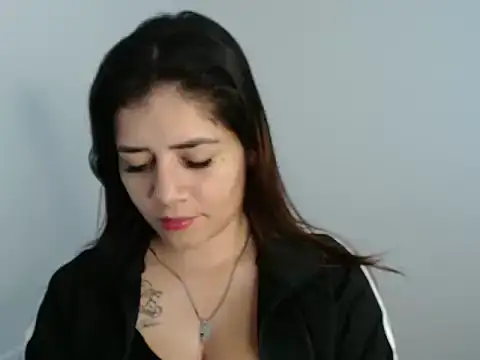 Luna zoe online show from June 17, 8:43 pm