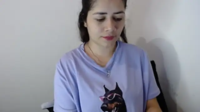 Luna zoe online show from July 15, 10:04 pm