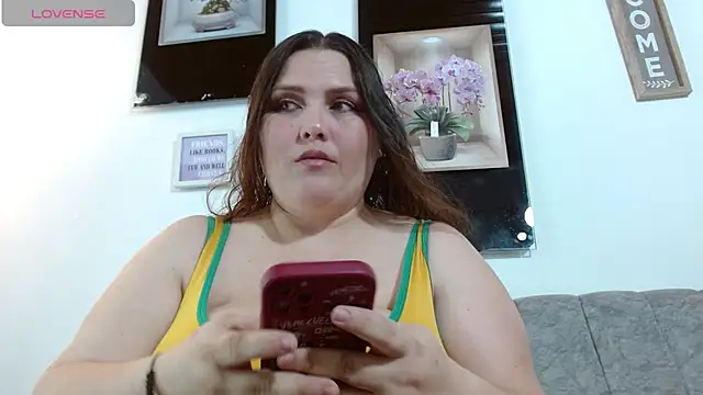 Snapshot of chantal_bigboobis chatting on July 30, 7:24 pm chantal bigboobis online show from July 30, 7:24 pm