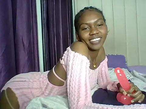 Snapshot of sexy_aurora444 chatting on July 28, 7:39 pm sexy aurora444 online show from July 28, 7:39 pm