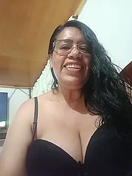 Emilif  online show from July 8, 3:00 am