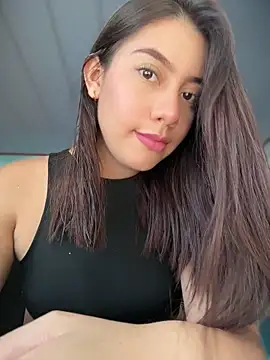 Snapshot of Saracalderon chatting on July 6, 6:54 pm Saracalderon online show from July 6, 6:54 pm
