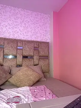 sophia pink17 online show from June 18, 1:26 pm