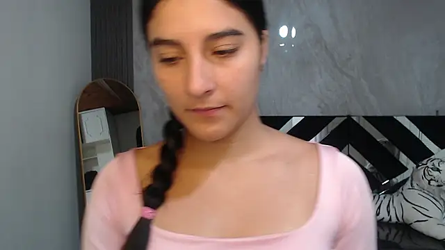 nyx kitty a online show from July 18, 1:48 pm
