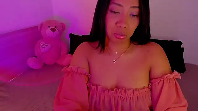 NicolePasqualott online show from December 4, 9:34 pm