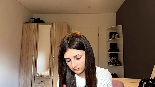 SpanishRooter online show from June 14, 5:37 pm