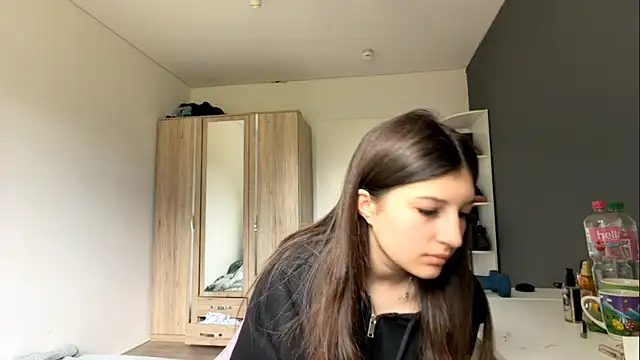 SpanishRooter online show from July 27, 7:59 am