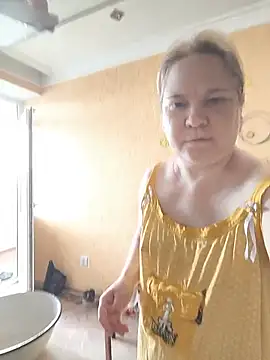 Snapshot of -ELLILOVE- chatting on June 14, 7:54 am -ELLILOVE- online show from June 14, 7:54 am