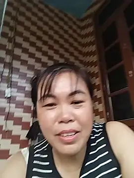 Snapshot of -Lemi- chatting on June 14, 9:55 am -Lemi- online show from June 14, 9:55 am