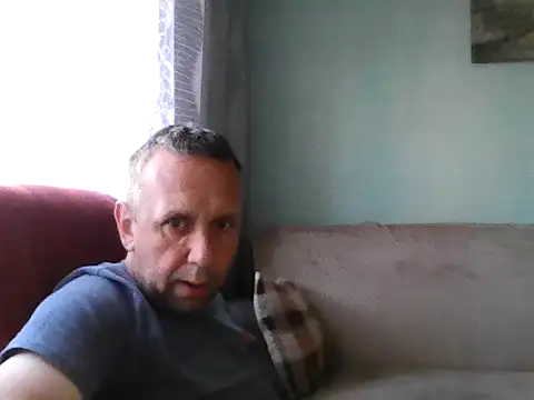 Snapshot of RafalekRozmarynowski81 chatting on June 17, 2:58 am RafalekRozmarynowski81 online show from June 17, 2:58 am
