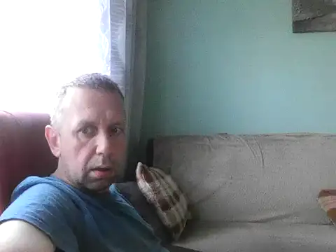 Snapshot of RafalekRozmarynowski81 chatting on June 20, 4:15 am RafalekRozmarynowski81 online show from June 20, 4:15 am