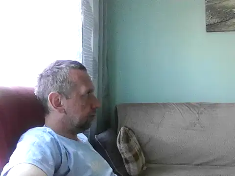 Snapshot of RafalekRozmarynowski81 chatting on June 25, 5:23 am RafalekRozmarynowski81 online show from June 25, 5:23 am