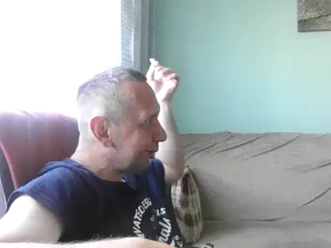 Snapshot of RafalekRozmarynowski81 chatting on July 16, 5:13 am RafalekRozmarynowski81 online show from July 16, 5:13 am
