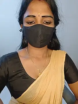Snapshot of YALINITWO7_TAMIL chatting on August 5, 8:11 pm YALINITWO7 TAMIL online show from August 5, 8:11 pm