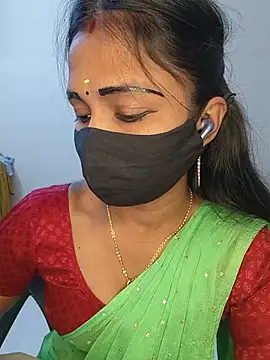 Snapshot of YALINITWO7_TAMIL chatting on August 7, 8:27 am YALINITWO7 TAMIL online show from August 7, 8:27 am