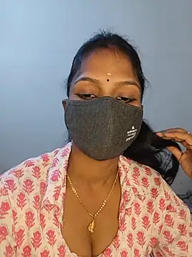 Snapshot of YALINITWO7_TAMIL chatting on August 8, 2:41 pm YALINITWO7 TAMIL online show from August 8, 2:41 pm