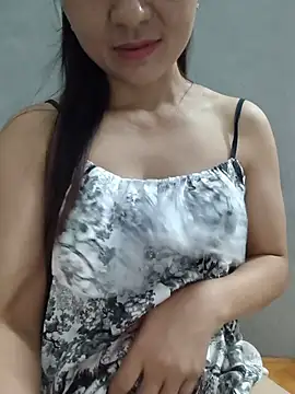 Snapshot of camri-zz chatting on July 30, 11:20 am camri-zz online show from July 30, 11:20 am