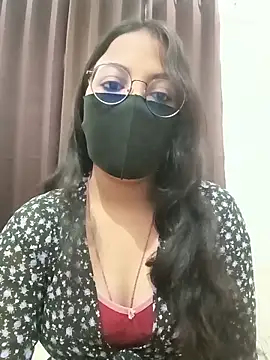 Snapshot of hottydisha chatting on June 22, 3:25 am hottydisha online show from June 22, 3:25 am
