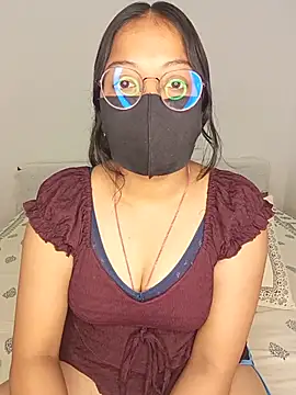 Snapshot of hottydisha chatting on July 1, 5:09 am hottydisha online show from July 1, 5:09 am