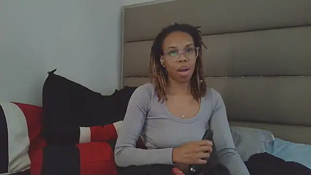 Opal Rainbow online show from April 12, 7:52 pm