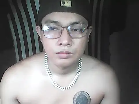 PRIMOLOVEXX online show from June 18, 5:19 am