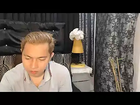 PRIMOLOVEXX online show from June 25, 1:16 am
