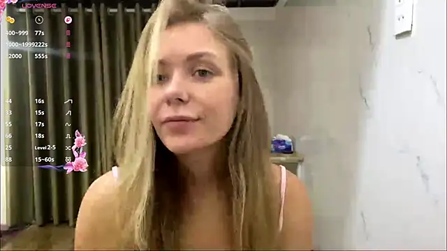 Snapshot of One_On_Mllion chatting on July 25, 12:14 pm One On Mllion online show from July 25, 12:14 pm