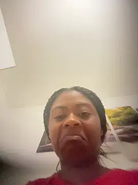 Snapshot of la_manzana chatting on June 20, 8:55 pm la manzana online show from June 20, 8:55 pm