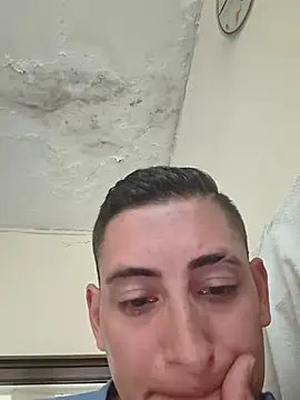 Snapshot of Tiger_cryad chatting on July 11, 9:49 pm Tiger cryad online show from July 11, 9:49 pm