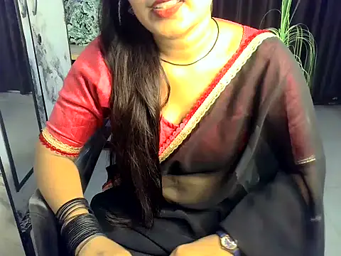 Desi Villeger Sexy online show from June 27, 4:56 pm