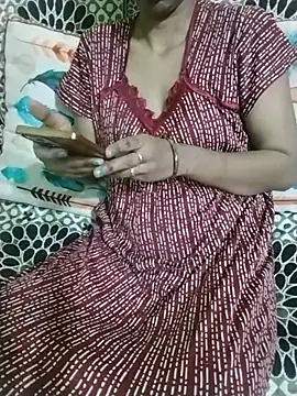 Snapshot of Unmarried_girl chatting on July 22, 6:27 am Unmarried girl online show from July 22, 6:27 am