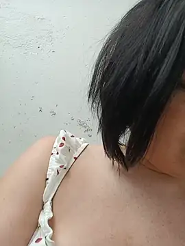 Snapshot of LoveVixen_LoveWolf chatting on June 18, 11:36 am LoveVixen LoveWolf online show from June 18, 11:36 am