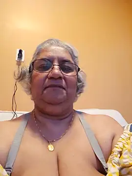 Snapshot of MistressRetribution chatting on June 27, 12:37 am MistressRetribution online show from June 27, 12:37 am