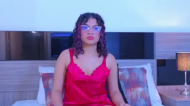 Snapshot of MelodyAlvarez chatting on June 27, 12:22 pm MelodyAlvarez online show from June 27, 12:22 pm
