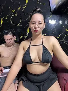 ColombianSexyCouple  online show from July 19, 1:48 pm