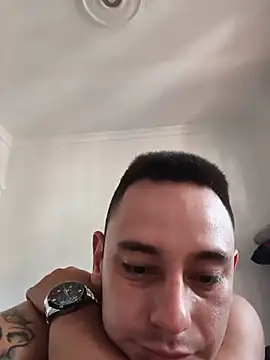 Snapshot of DANTECROS chatting on July 8, 8:13 pm DANTECROS online show from July 8, 8:13 pm