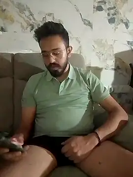 freakkydessi online show from June 20, 12:58 am