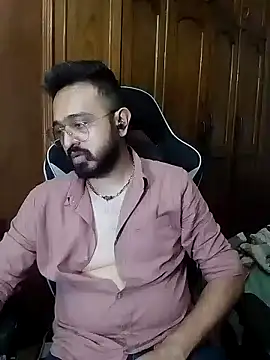 freakkydessi online show from July 9, 11:58 am