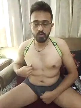 freakkydessi online show from July 11, 11:28 pm